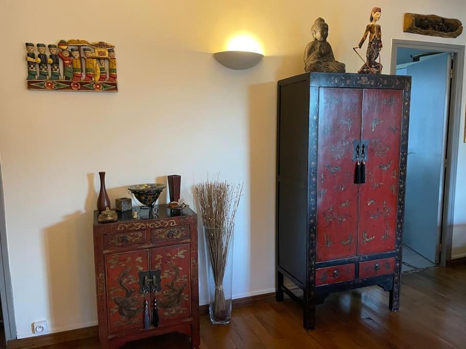 Appartement Sur Le Parvis De La Cathedrale Senlis  Zewnętrze zdjęcie